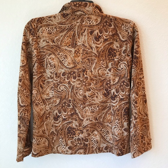 Additions by Chico’s Light Weight Jacket Zip Up - Picture 7 of 8